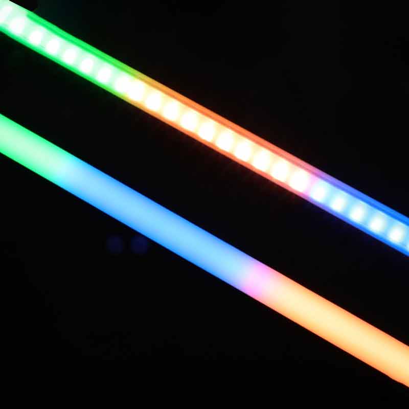 Lead Light Lead Lead Lead: တောက်ပ။ စီးသောအလင်းရောင်ရှိသောမြစ်!